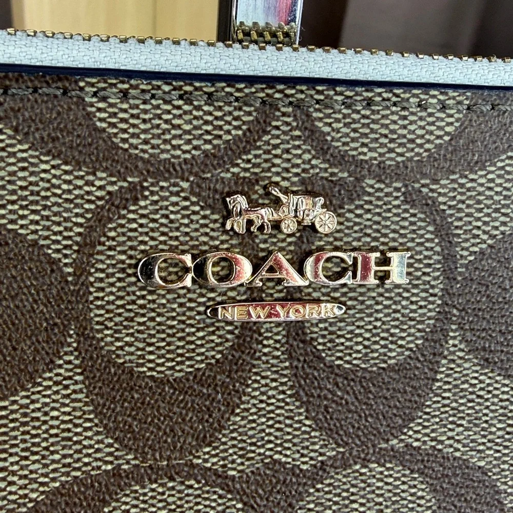 Coach Brown Signature Wristlet - Picture 4 of 6